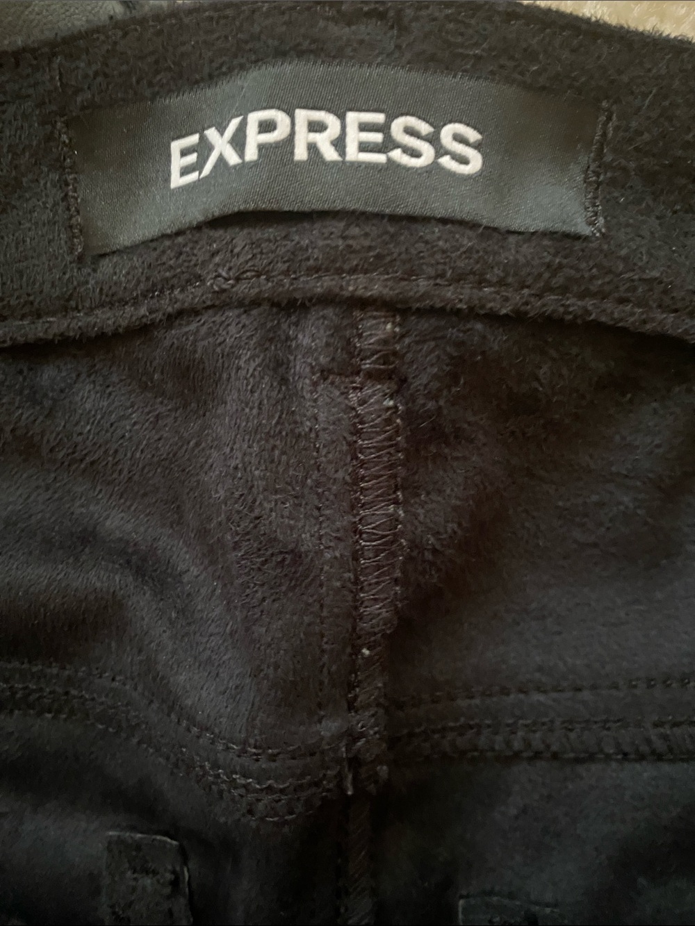 Express NWT size 12R stretch faux leather ankle leggings - Picture 3 of 6